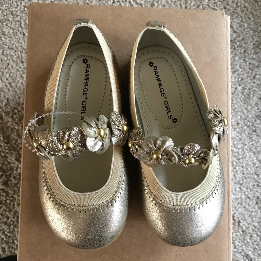 Rampage Girls Gold Shoe